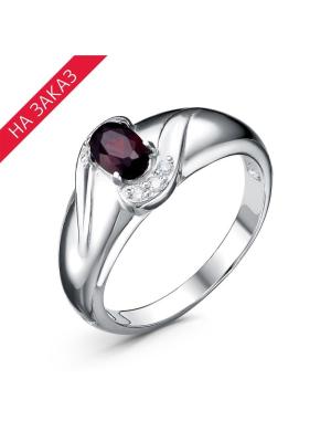 Кольцо серебро 925 пробы, покрытие - родирование, вставка - гранат (полудрагоценный камень), фианит (недрагоценный камень)