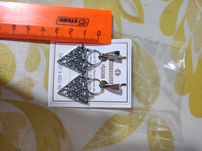 Серьги бижутерия, покрытие - серебрение с оксидированием, без вставок