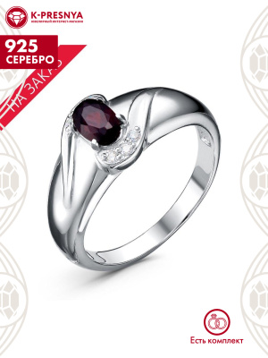 Кольцо серебро 925 пробы, покрытие - родирование, вставка - гранат (полудрагоценный камень), фианит (недрагоценный камень)