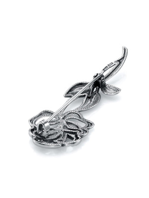 Брошь серебро 925 пробы, покрытие - оксидирование, отделка - алмазная грань, без вставок