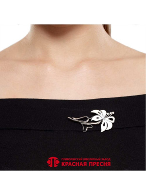 Брошь серебро 925 пробы, покрытие - платинирование, отделка - эмаль, вставка - фианит (недрагоценный камень)