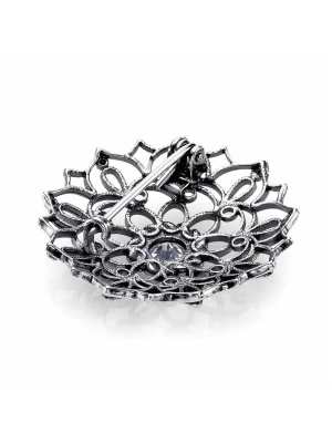 Брошь серебро 925 пробы, покрытие - оксидирование, вставка - фианит (недрагоценный камень)