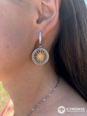 Серьги бижутерия, покрытие - серебрение с оксидированием, выборочное золочение, вставка - стекло ювелирное preciosa