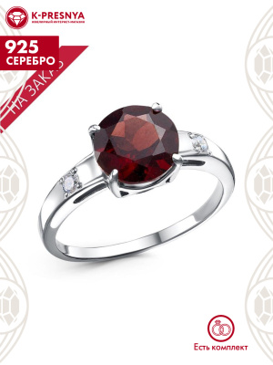 Кольцо серебро 925 пробы, покрытие - родирование, вставка - гранат (полудрагоценный камень), фианит (недрагоценный камень)